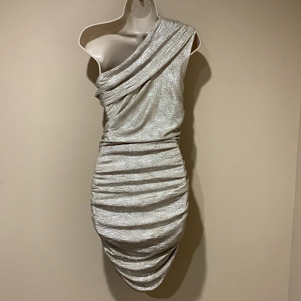 VENUS dress - Picture 6 of 8